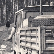 ...nen� v�t�� pohoda ne� ��dit t�k� taha� T813...zdroj �asopis Sv�t motor� 26/1976