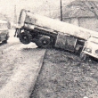 ...hup s cisternou do �karpy...zdroj �asopis Sv�t motor� 2/1976
