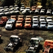 ...hotov� stoomat�ic�tky na rozbl�cen�m pl�cku, kter� jako by jim p�edpov�dal osud. Budete se brodit bl�tem...zdroj kniha 70 let automobil� Tatra 1967