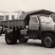 ...minidempr Tatra T137 S1 na v�stav� v Brn� 1958. Pov�imn�te si t��m�stn� seda�ky pro spolujezdce...zdroj dobov� fotografie